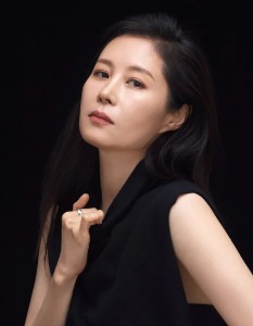 Moon So Ri